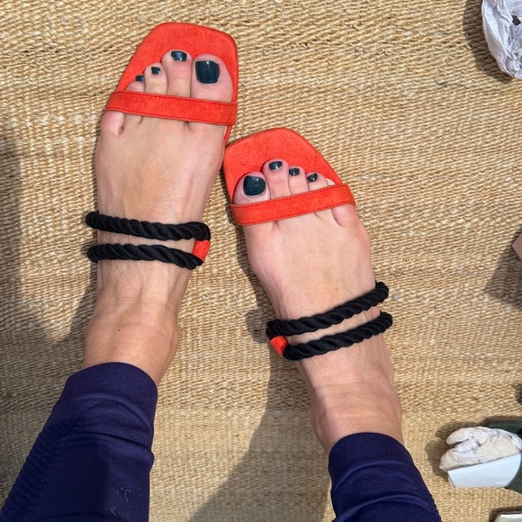 Anthropologie New Howsty Flat Slide Coral Red Suede Black ❤️ Chic size 6.5 to 7 - Picture 6 of 10